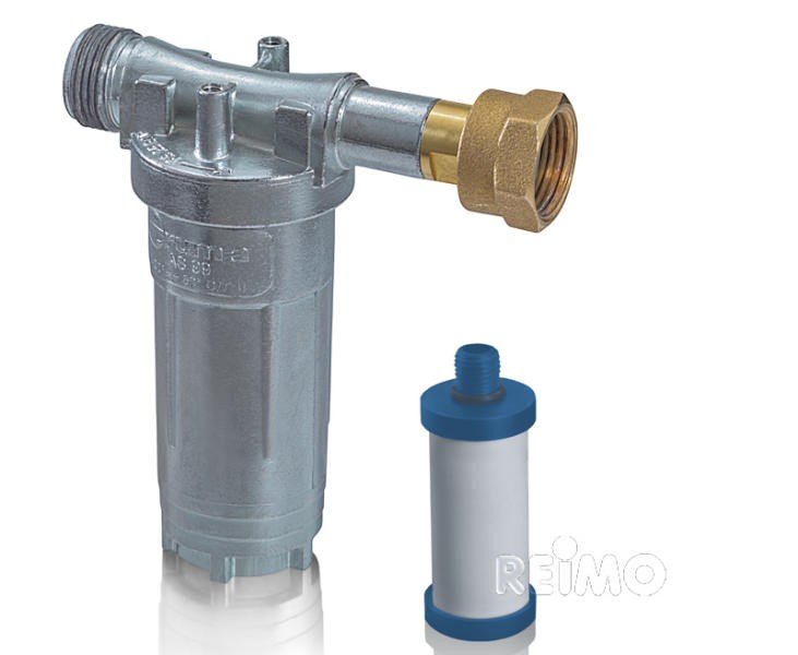 Mounting bracket for gas filter