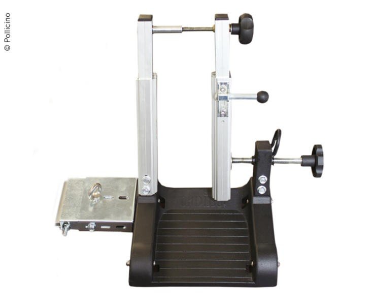 Pollicino pull-in device for scooter left side