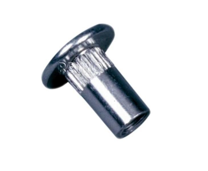 Sleeve nut M6