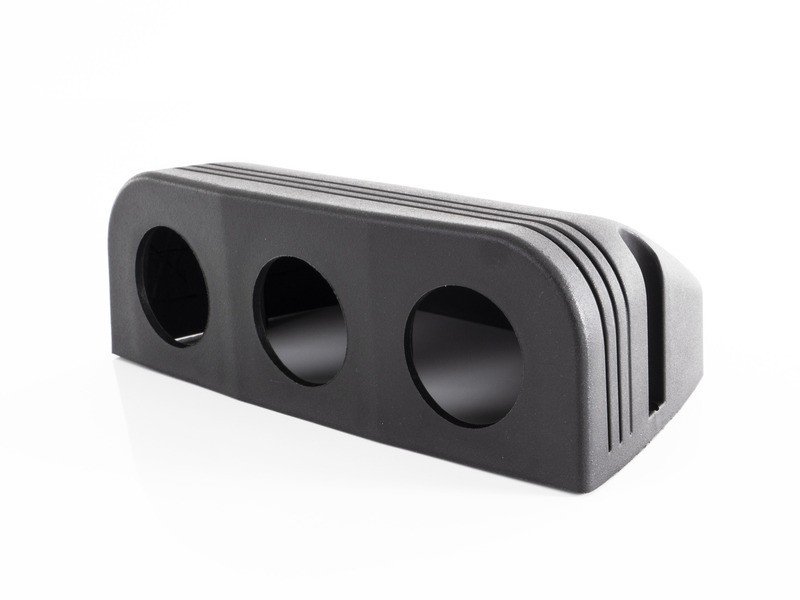 Mounting housing triple entry