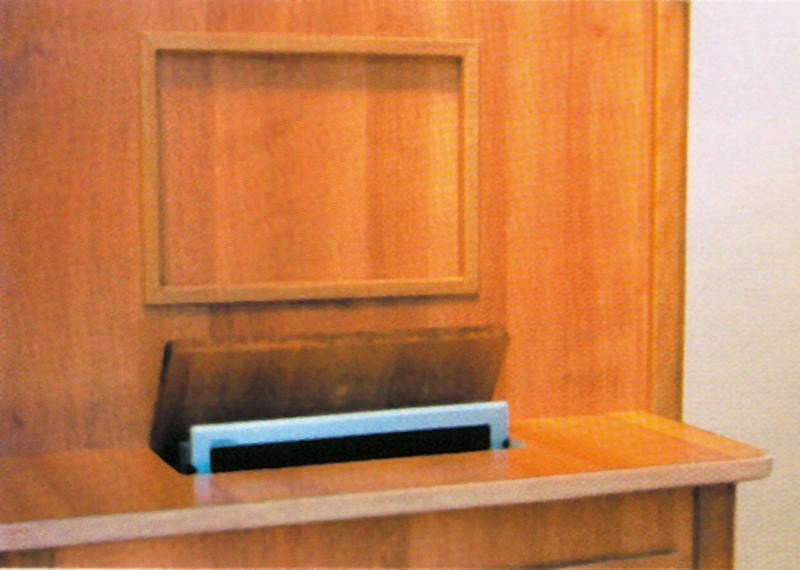 TFT-console, electrical vertical telescopic