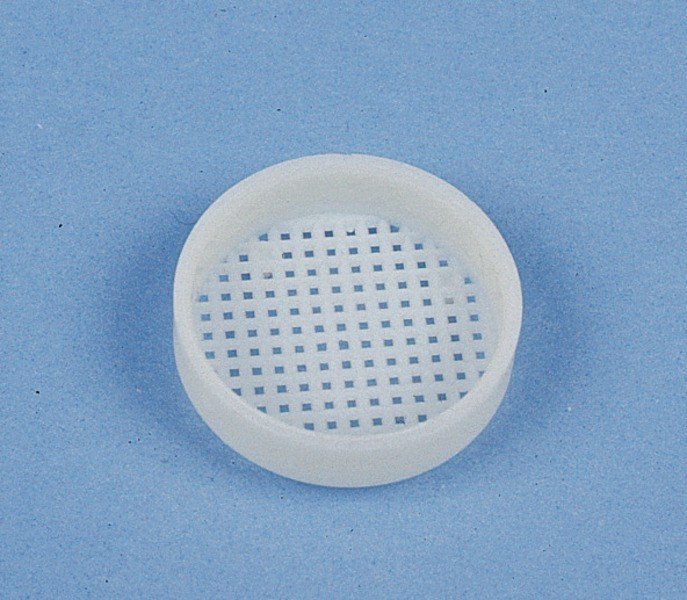 Fine screen for submersible pump