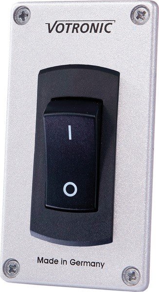 Votronic main switch with 20 A automatic fuse