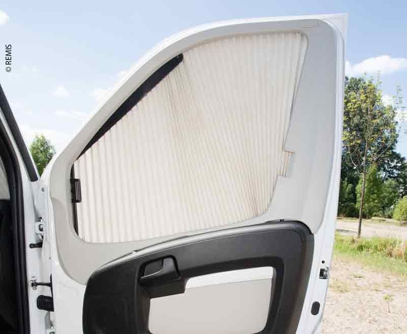 REMIfront IV right side window blind