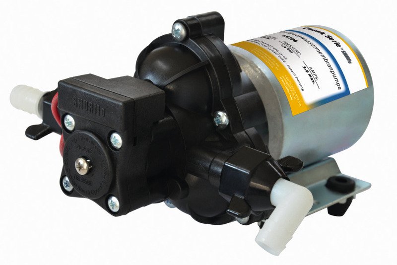 Veepump Shurflo, 3-kambriline 7L, 12v, 1,4bar
