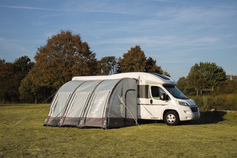 Esitelk Casa AIR 390