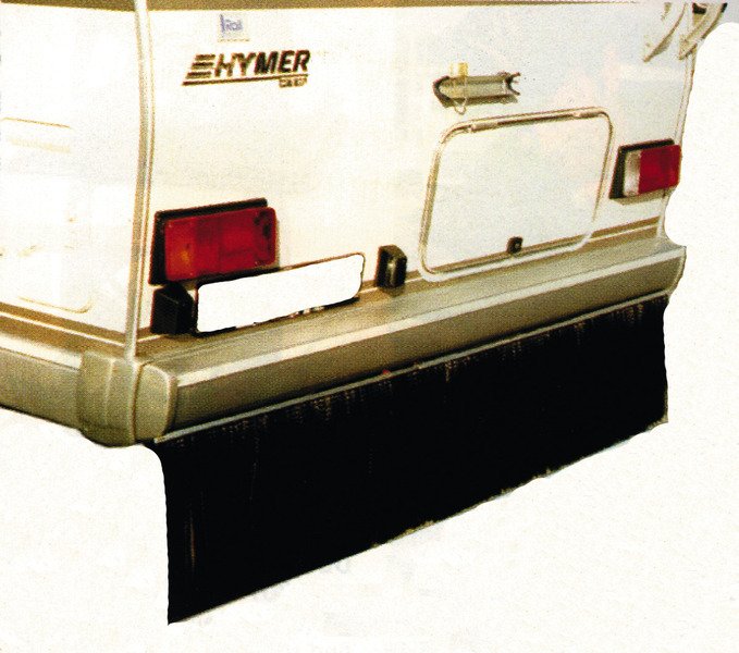 2 Mud flaps, 2 aluminium mounting rails